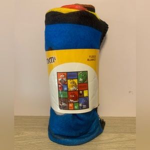 NEW 2019 M & M Worlds Chocolate Candy Character Fleece Colorful Throw Blanket